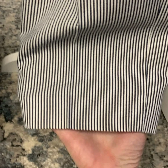 Gap blue and white stripe pants/slacks. Excellent condition. Size 4 - Picture 10 of 12